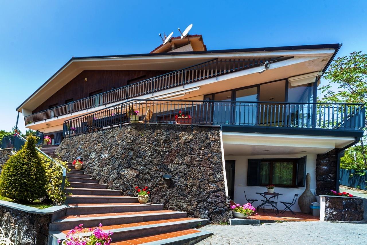 Etna Hut Acomodação com café da manhã Nicolosi Exterior foto